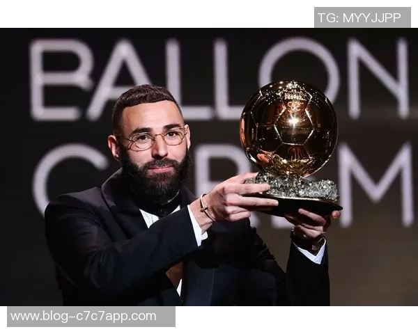 本泽马的传奇之路：从天才少年到足球巨星的辉煌历程